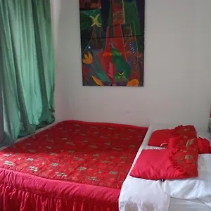 Departamento Siete Pensión